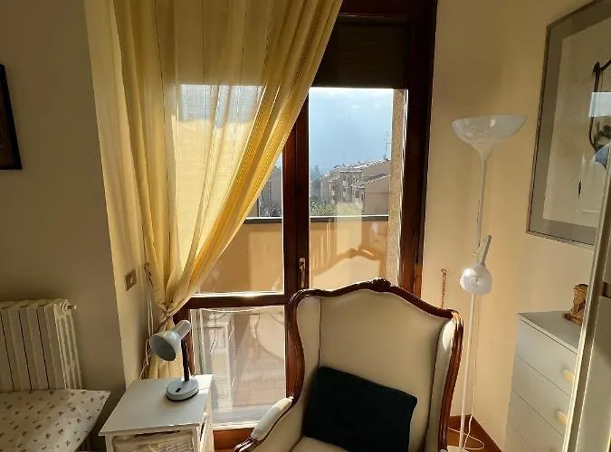 Classy Penthouse Couette-café