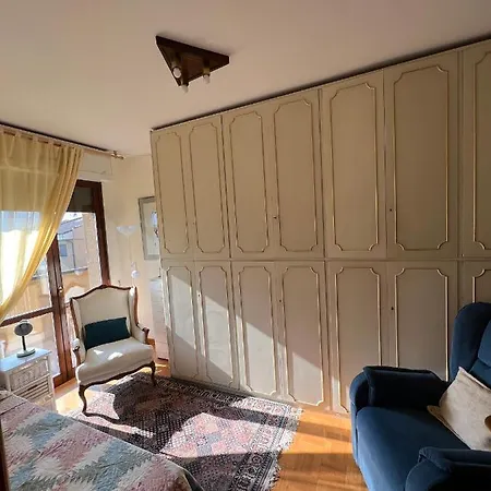 Nocleg ze śniadaniem Classy Penthouse Imola