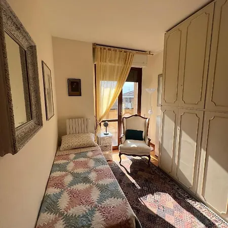 Classy Penthouse Imola